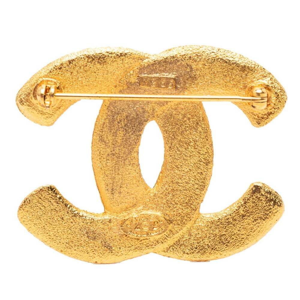 CHANEL Authentic Gold Logo Brooch - Picture 2 of 6